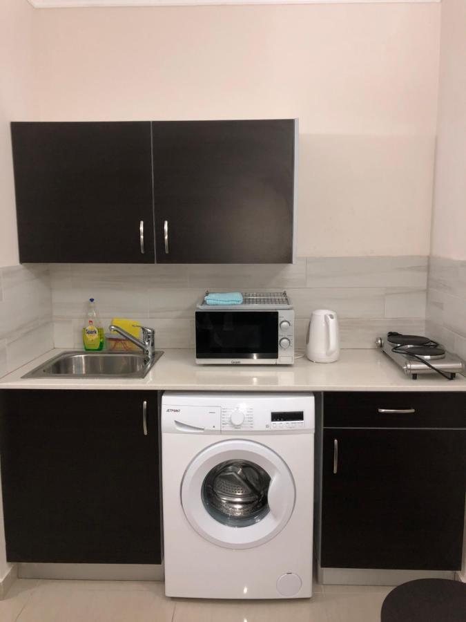 מלון דירות Almog Tower 5*