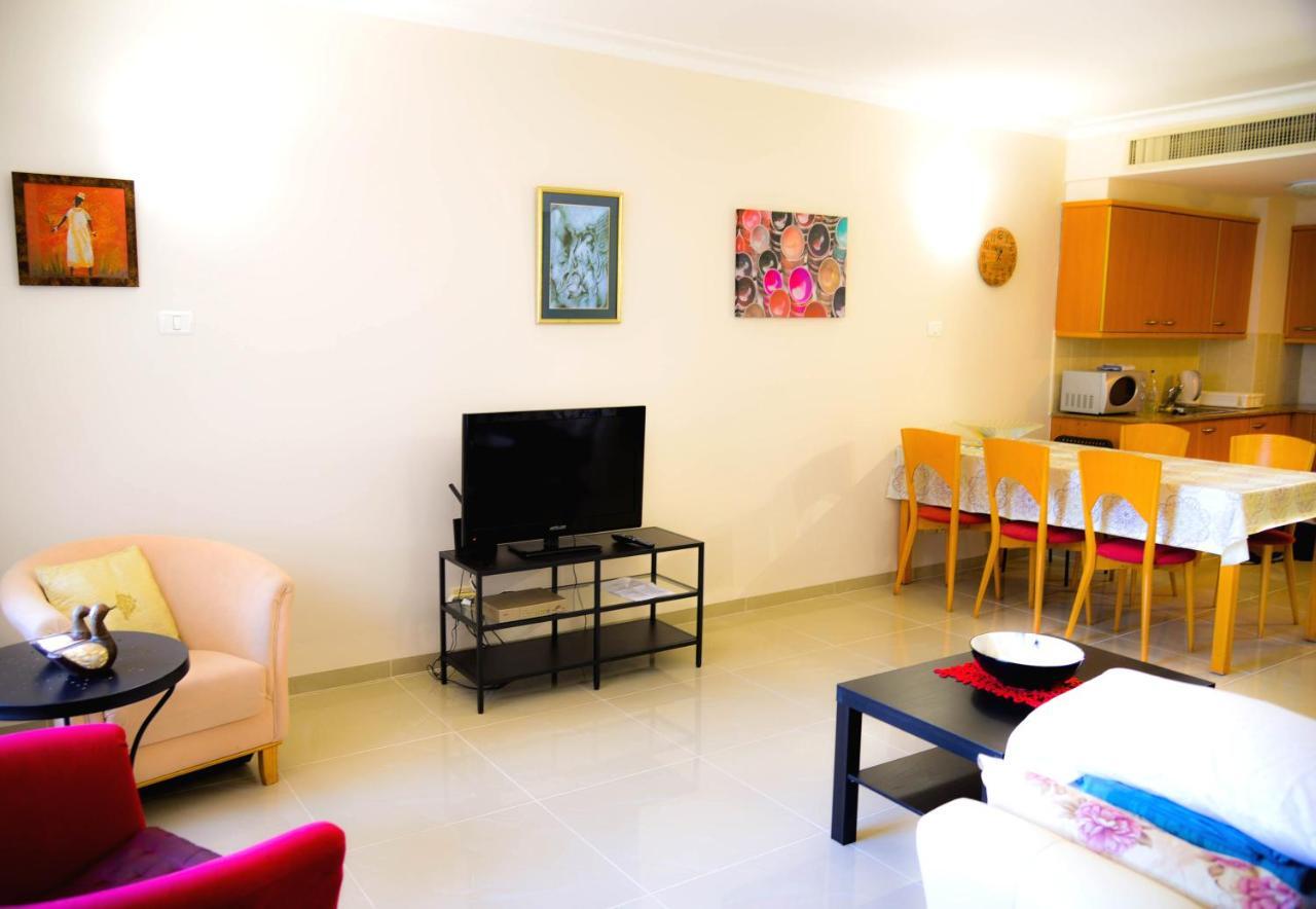 Aparthotel Almog Tower